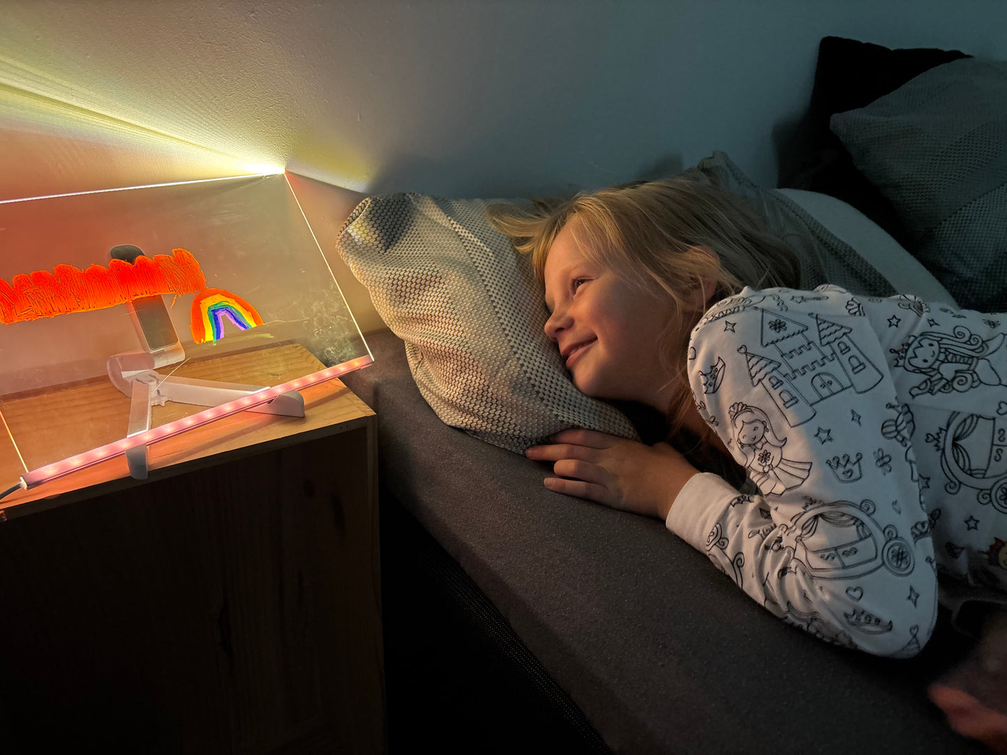 LED Akryl Beskedtavle med Natlys